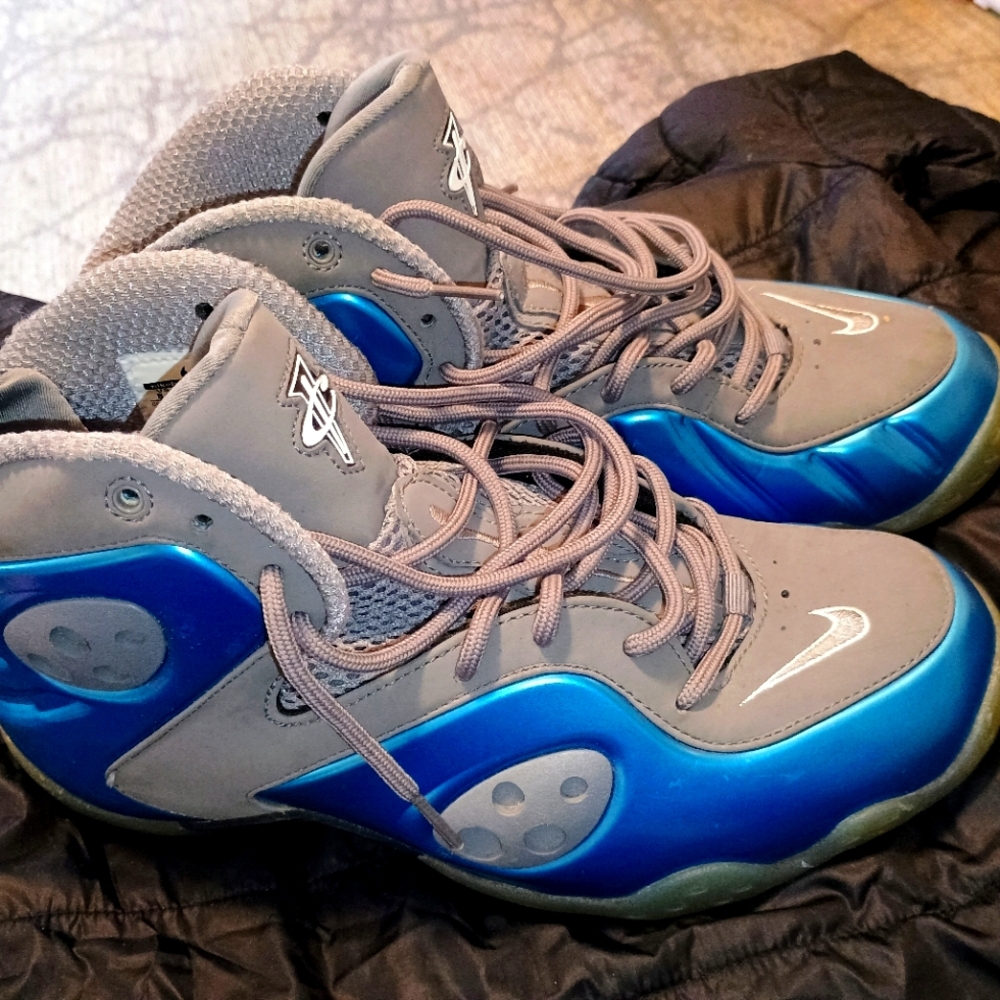 Ended Nike Zoom Rookie Dynamic Blue Basketball Sneakers Men's size 8.5